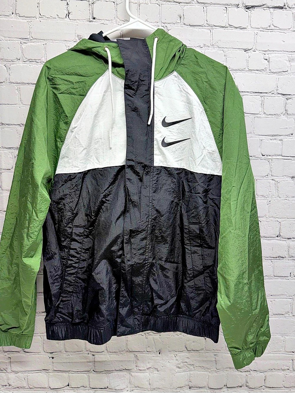 Nike Nike Sportswear Swoosh Woven Jacket Color Block Green & Black Small NWT